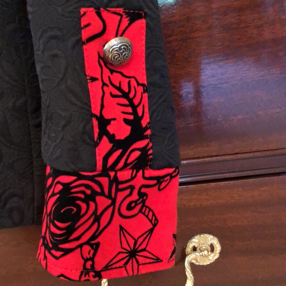 Hearts and Roses jacket - Picture 4 of 13